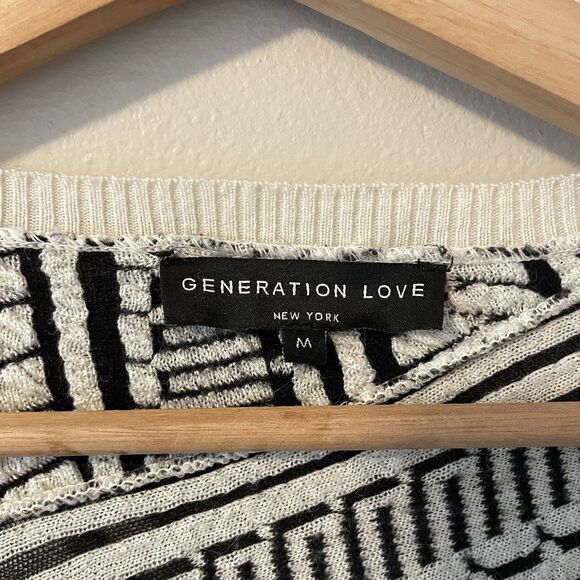 Generation Love Women’s Swester Abstract Print Sz M - Picture 2 of 5